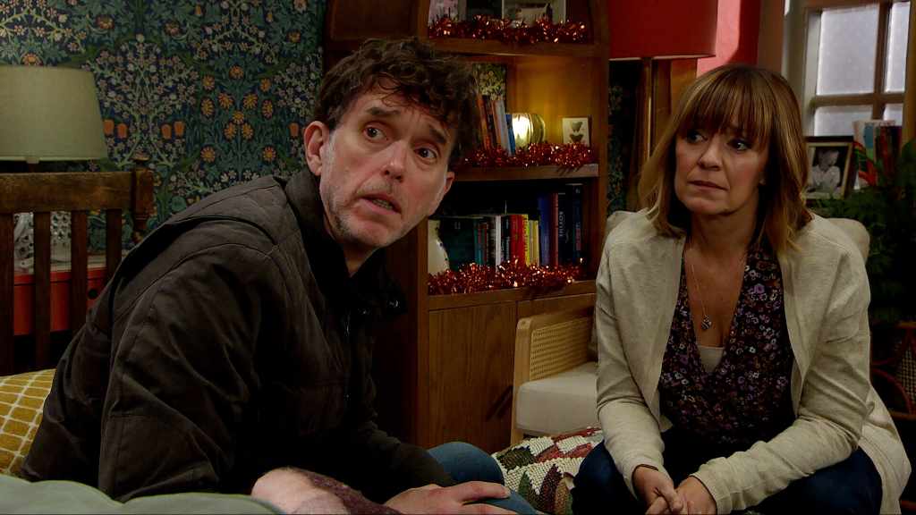 Rhona and Marlon in Emmerdale