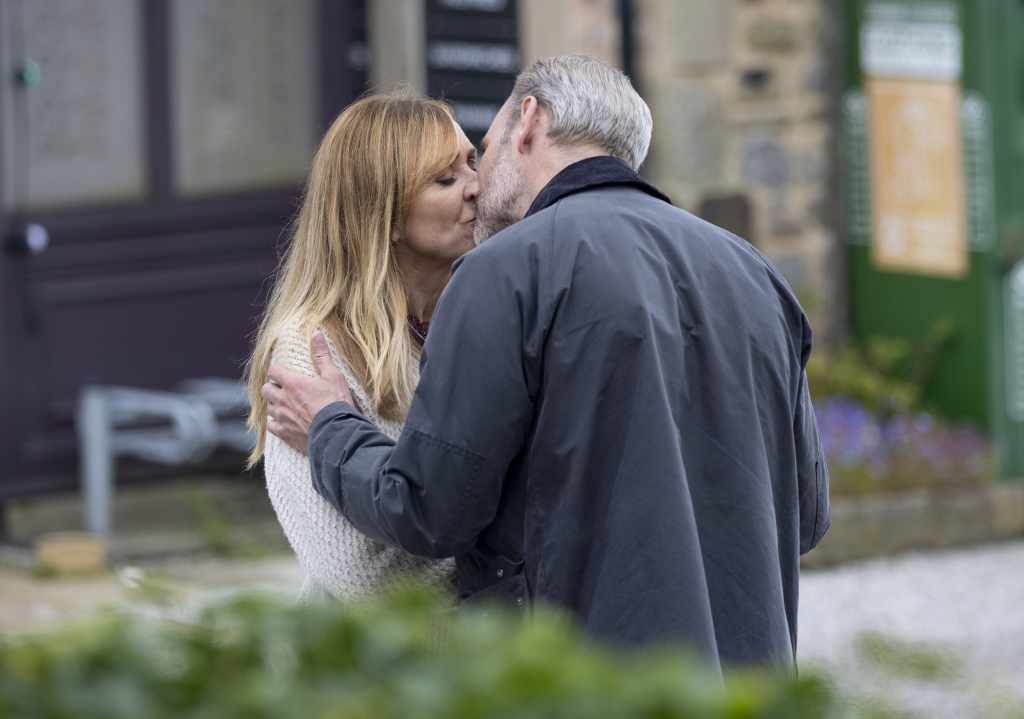 Ray and Laurel in Emmerdale