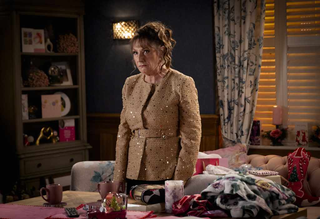 Maggie in Corrie - Flashback episode 8 December