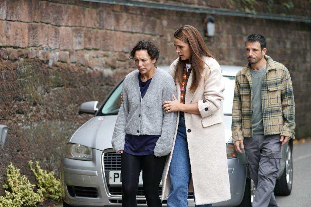 Hollyoaks spoiler image (Credit: Lime Pictures) Cleo, Sienna and Dodger