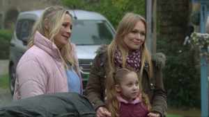 Tracy leaves Emmerdale in this Sunday episode of Emmerdale