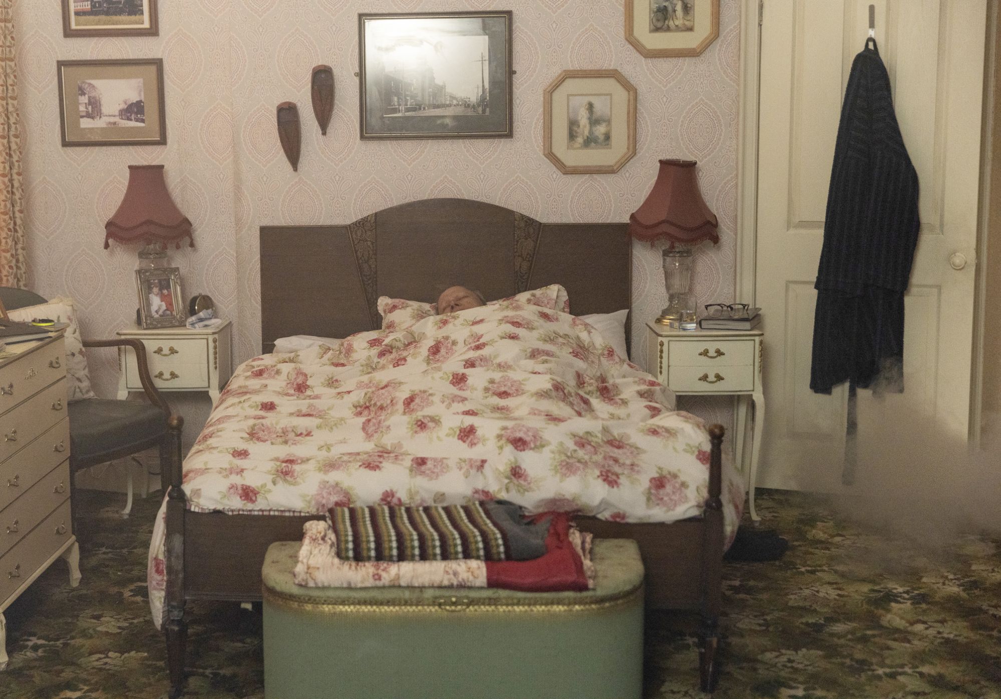 Roy in bed on Corrie 
