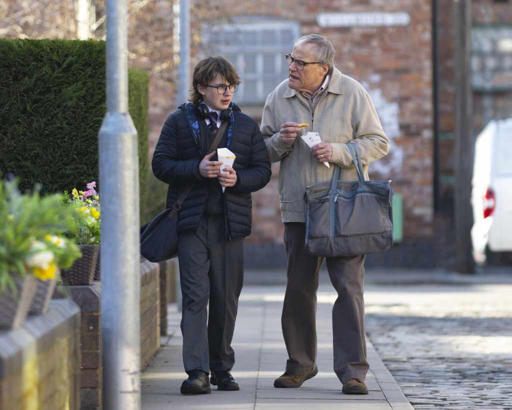 Sam and Roy in Corrie